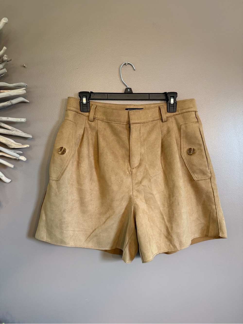Banana Republic Faux Suede Town Shorts in Camel‎